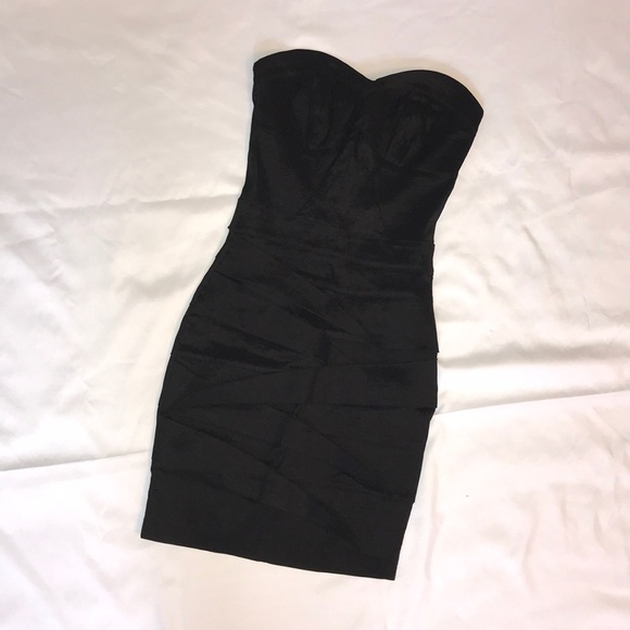 Black bodycon dress - Picture 3 of 7
